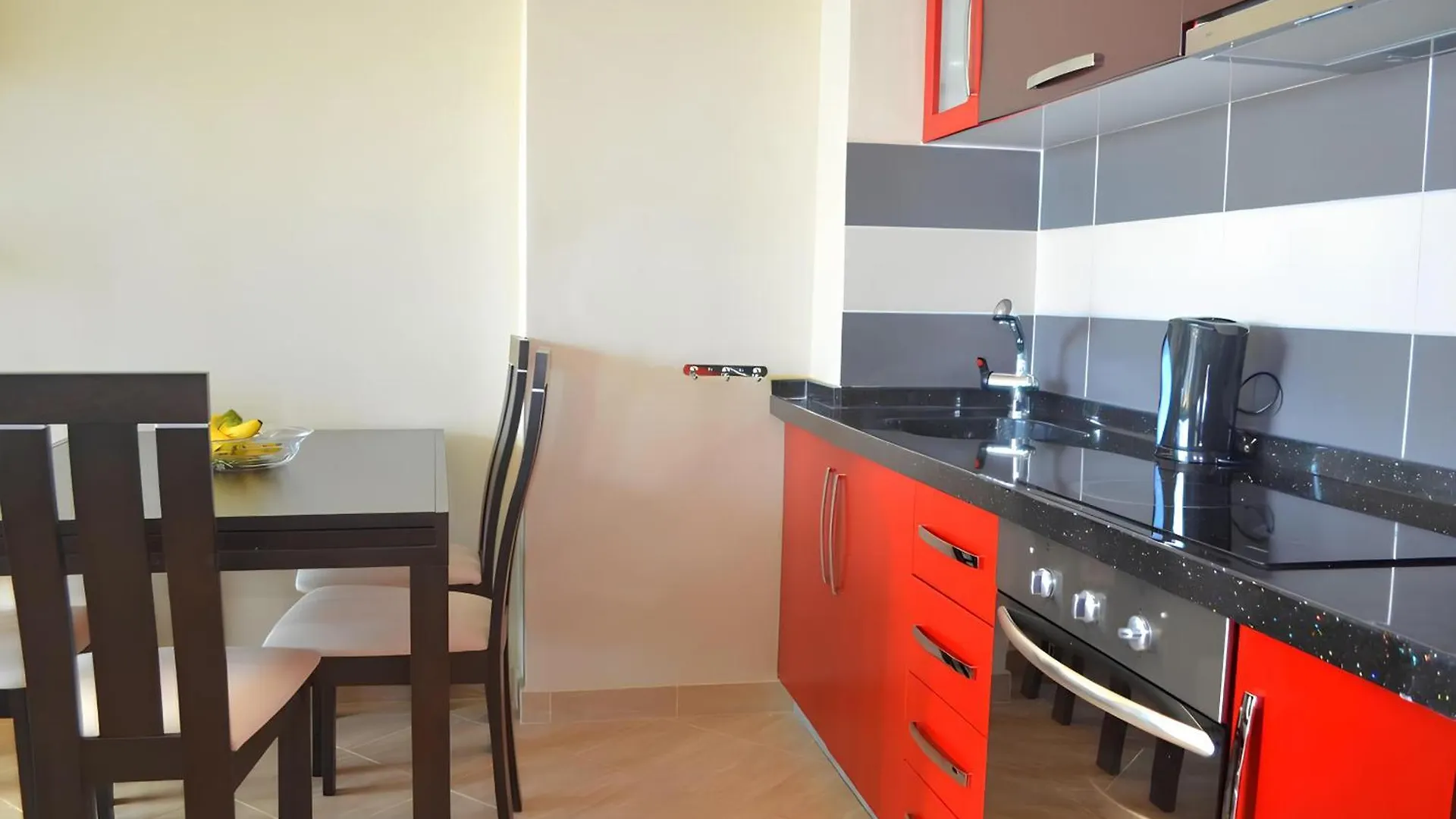 Vacation Rental Durres - 075 Apartamento